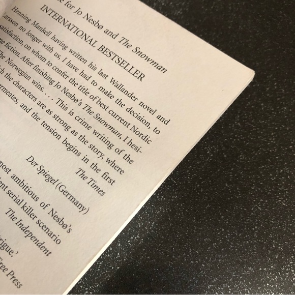 The Snowman by Jo Nesbo - Picture 5 of 8